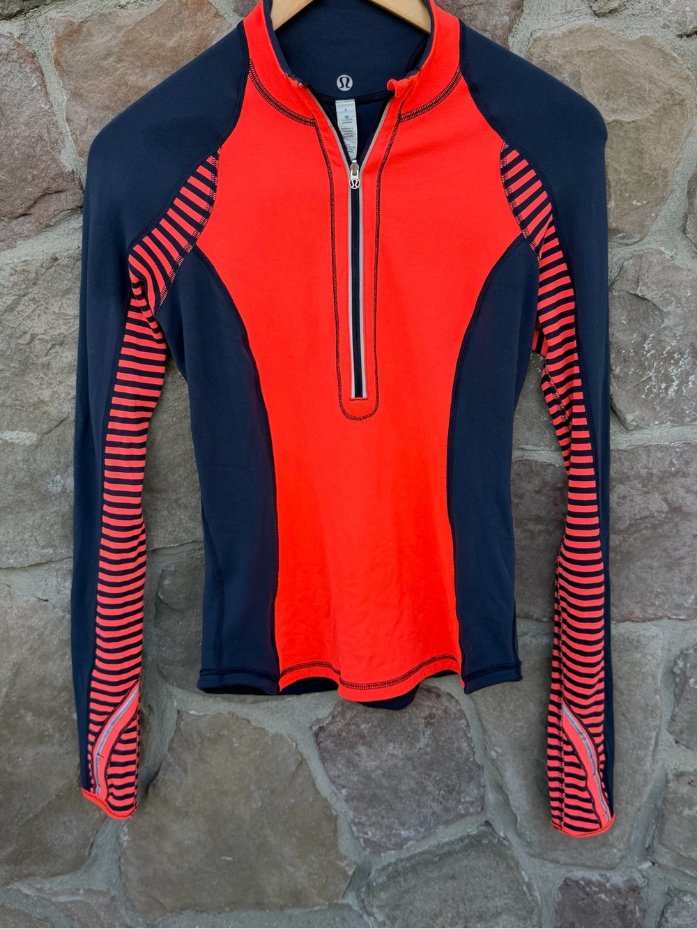 lululemon athletica women’s Long-Sleeve 1/2 Zip pullover - orange & navy